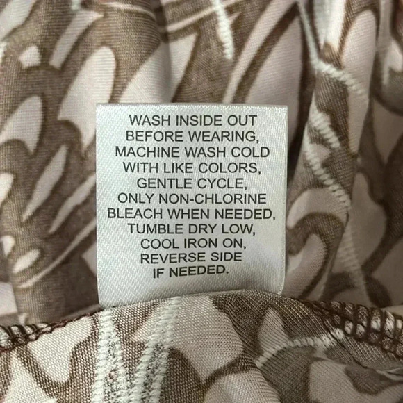 Emily Daniels Women's Long Sleeve Brown and Tan Pattern Pull Over Shirt Size S - Picture 11 of 11